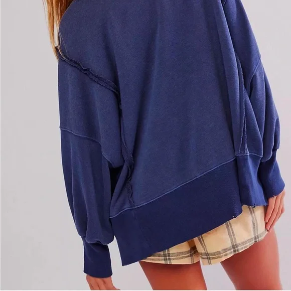Free People Camden Graphic Pullover Sweatshirt Navy Combo 13 Size Medium - Picture 7 of 14